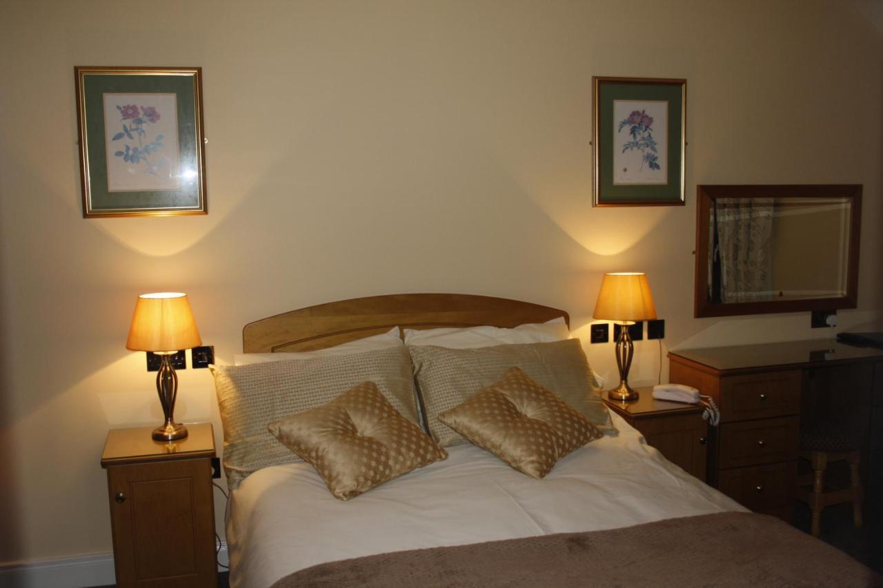Ostan Loch Altan Hotel Cashel Hill Exterior photo